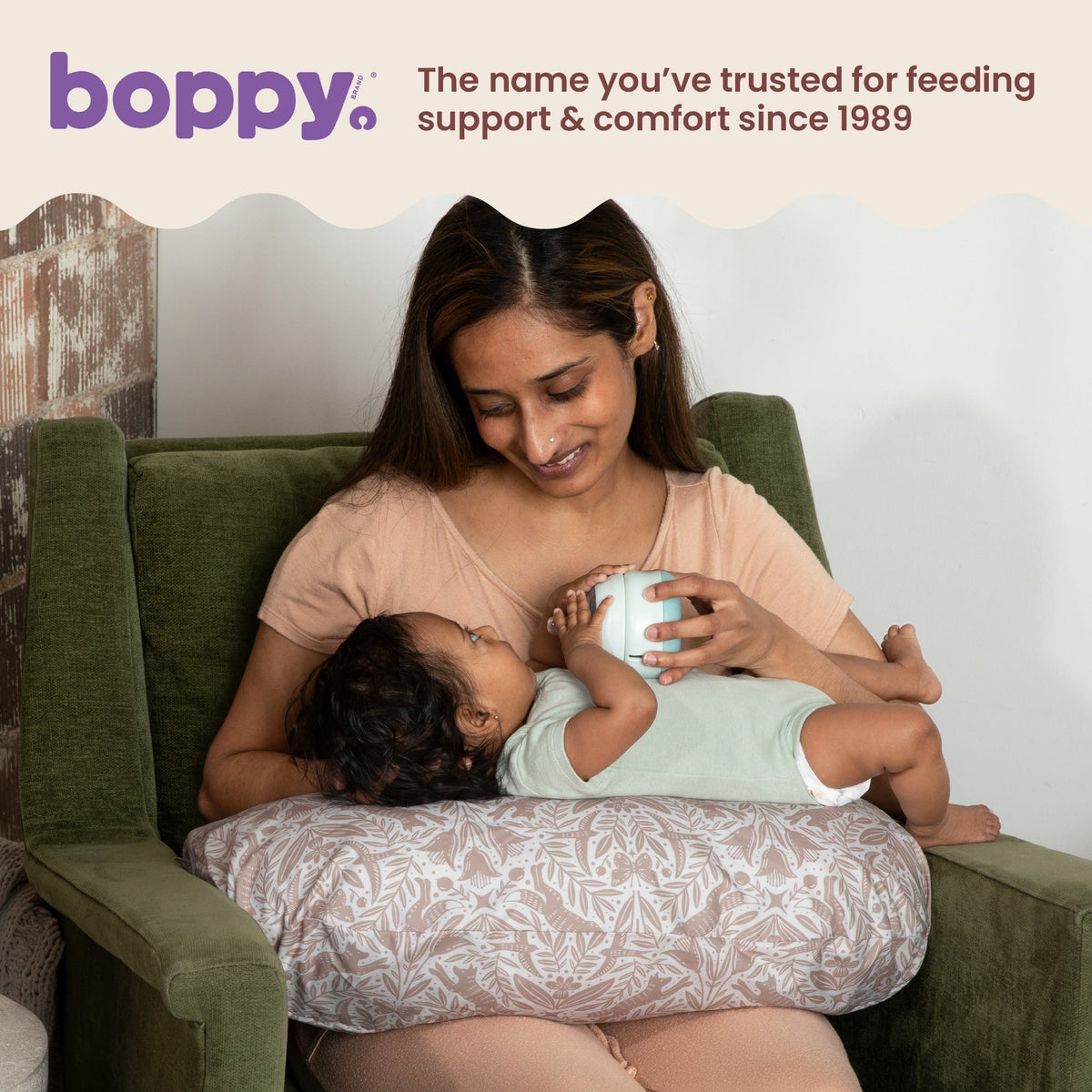 Boppy Nursing PillowNursing PillowBoppy